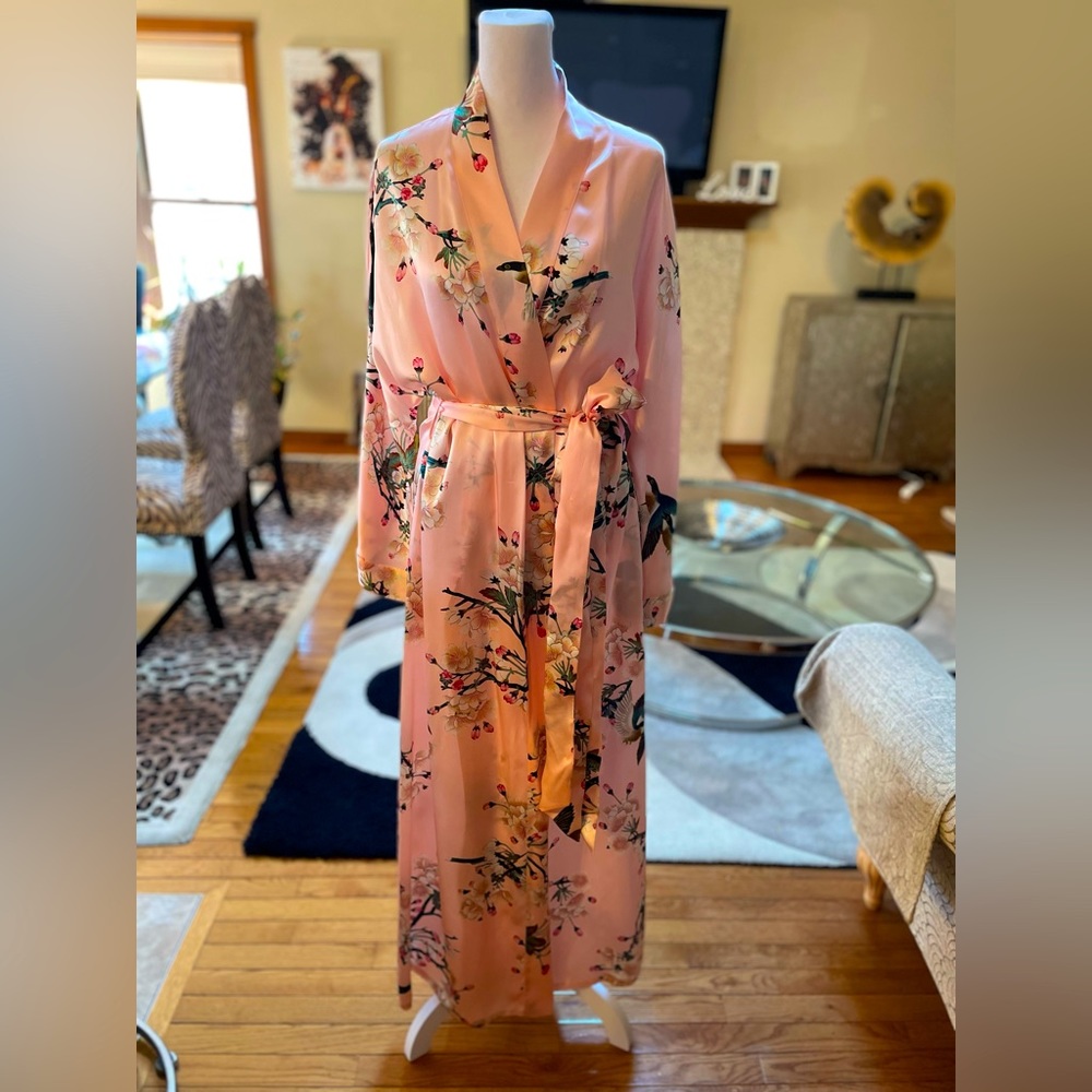 Christine Lingerie vintage blossoms long silk robe. Size S